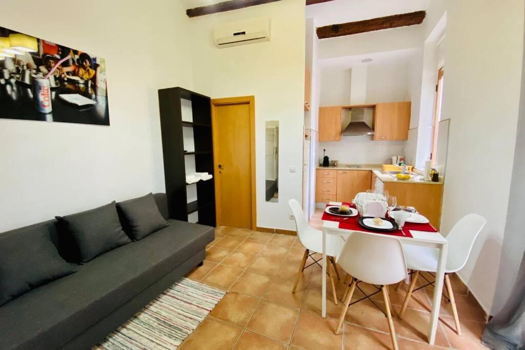 Acogedor Loft En Centro Historico Apartment Валенсия Екстериор снимка